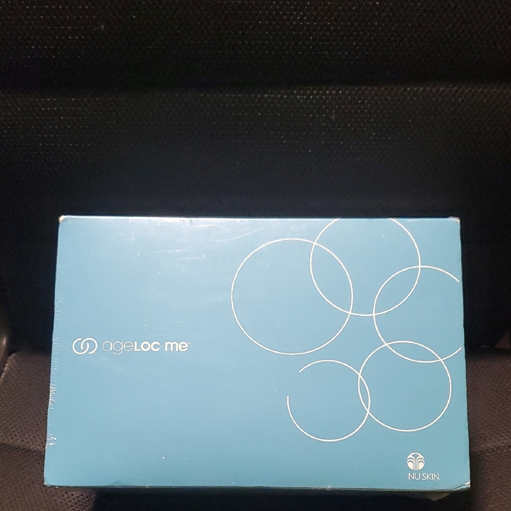 ageLOC me Skincare System Box - Blue